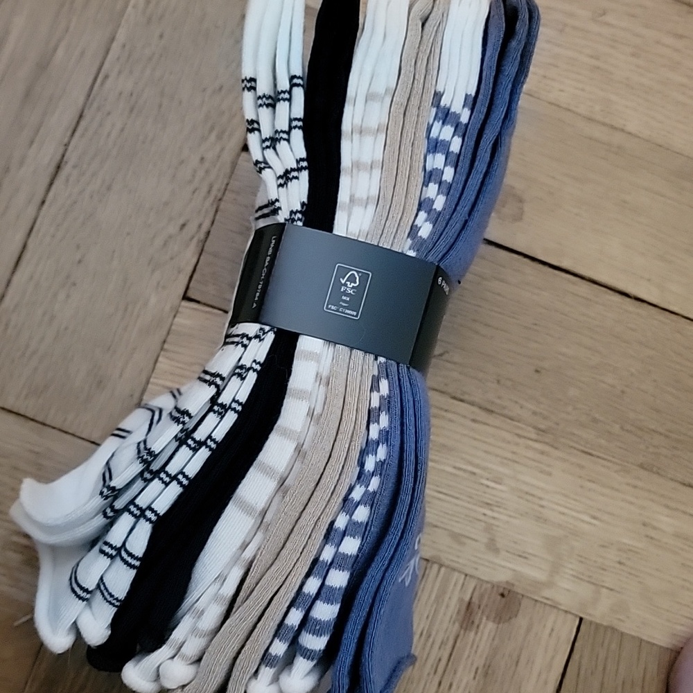 Lauren Ralph Lauren Light Crew Socks with Script Monogram - Picture 3 of 6